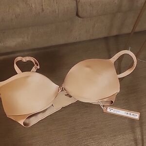 SKIMS Nude Bra